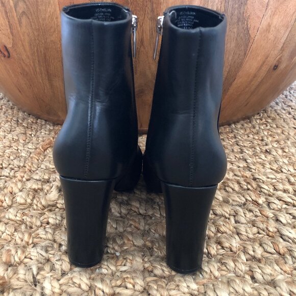 Black Vince Camuto Booties, Pointed Toe, Size 8 1/2M, Heeled - Picture 5 of 13